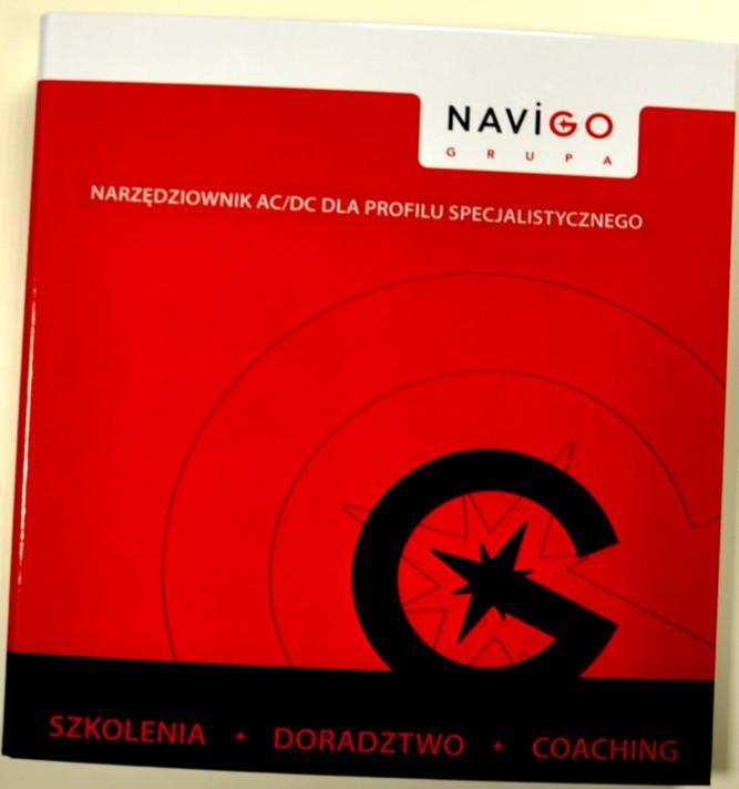 zawodowego własnego i licznych współpracowników, a także opinii pośrednich (działy HR) i ostatecznych (uczestnicy) odbiorców sesji.