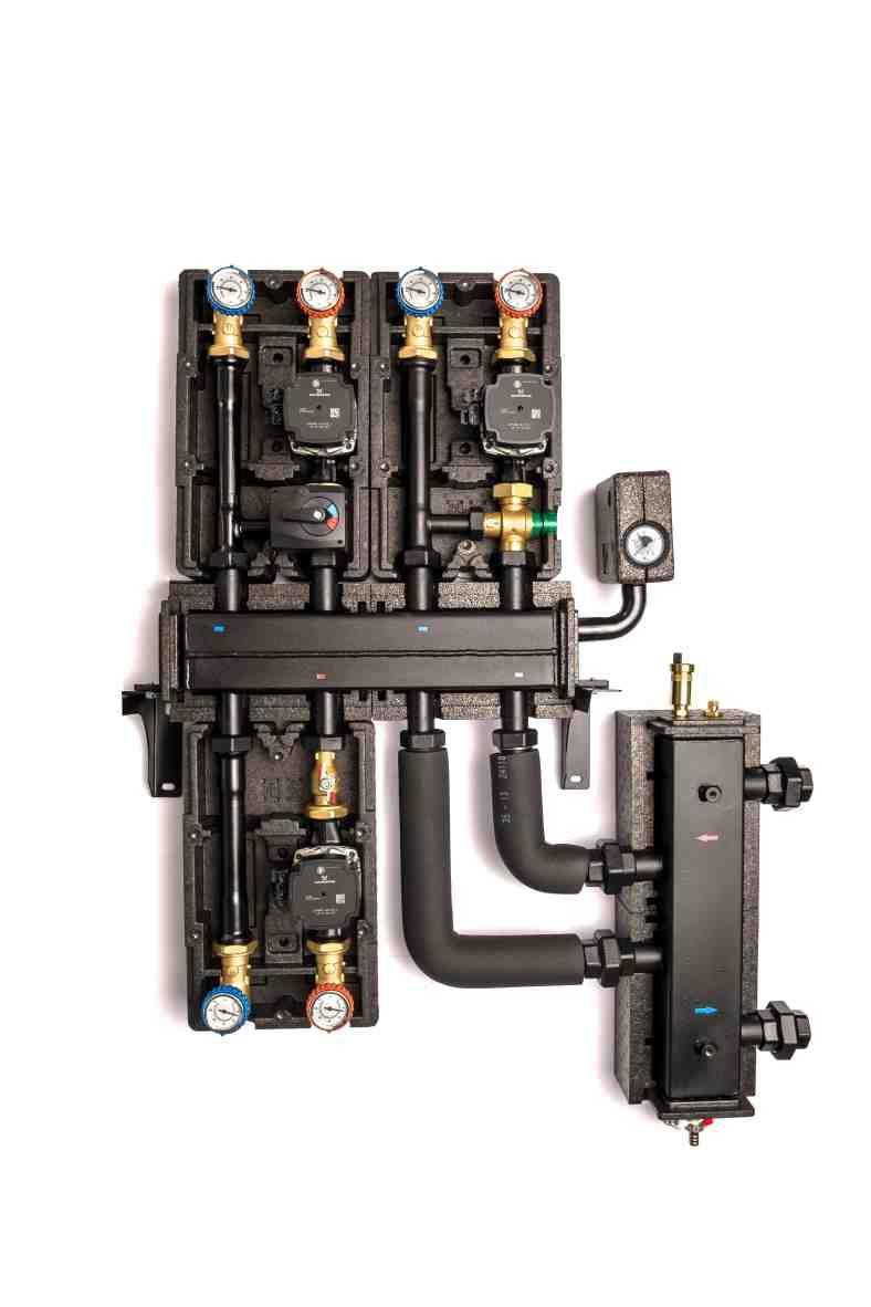 System do 73 kw System zabudowy kotłowni DN 5 Grupy pompowe DN 5 wyposażone w pompę