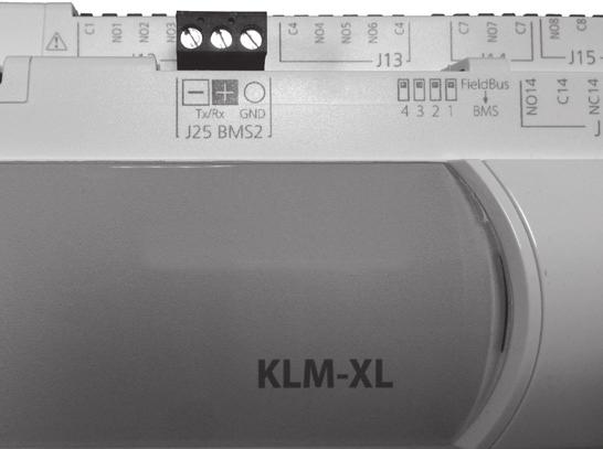 Montaż / przyłącze elektryczne Przyłącze modułu klimatyzacyjnowentylacyjnego KLM-XL + (A) - GND (B) Przyłącze systemu zasilania A B COM Montaż i konfiguracja urządzeń na magistrali Modbus są opisane