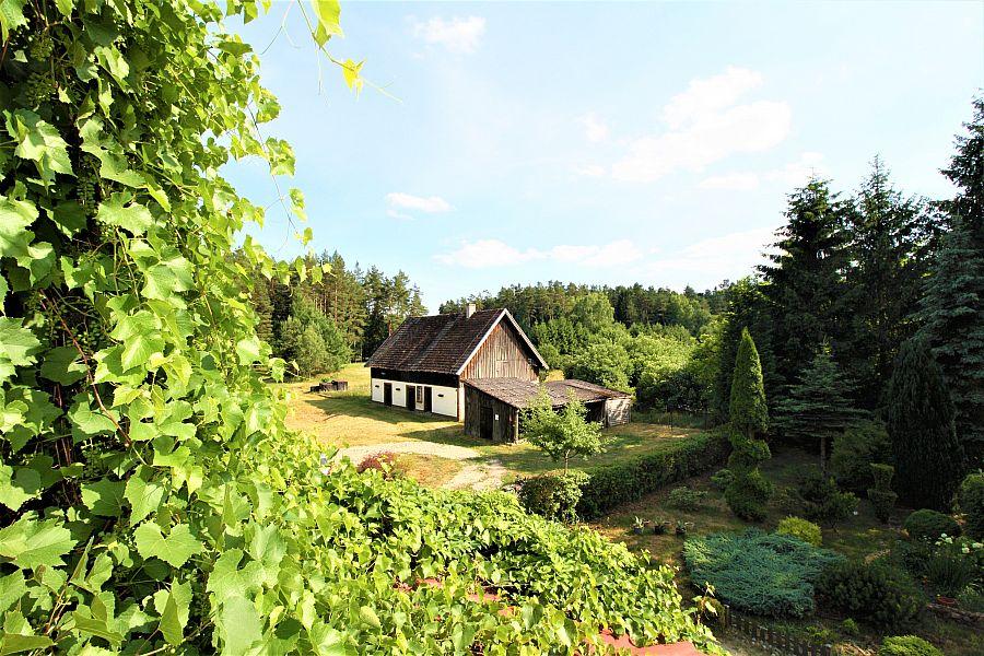 DOM NA SPRZEDAŻ liczba pokoi: 6, pow. całkowita: 190,00 m 2, pow.