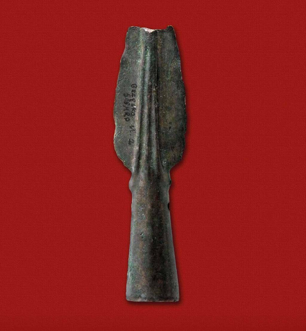 Grzęska, pow. przeworski grot oszczepu (znalezisko luźne), kultura Gáva. Zbiory: Muzeum Okręgowe w Rzeszowie Grzęska, Pov. Przeworsk hrot oštepu (ojedinelý nález), kultúra Gáva.
