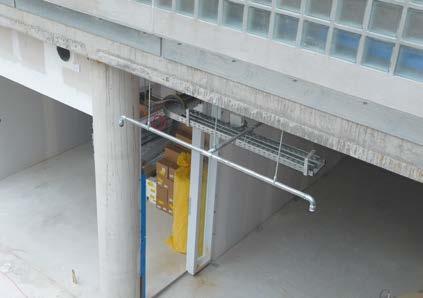 Zalety Systemu KAN-therm Sprinkler Na rynku instalacji budowlanych jest wiele systemów wykorzystujących tradycyjne rozwiązania, takie jak gwintowanie, lutowanie i spawanie.
