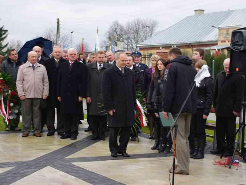 W ramach projektu pracownicy Urzędu Gminy Leśniowice uczestniczyli w wielu szkoleniach, co mamy nadzieję przyczyni się do sprawnej, miłej i fachowej obsługi interesantów w urzędzie.