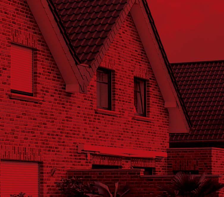 Podwójne, głębokie i szczelne zamki doskonale chronią dom przed działaniem warunków atmosferycznych oraz umożliwiają jej stosowanie na dachach o