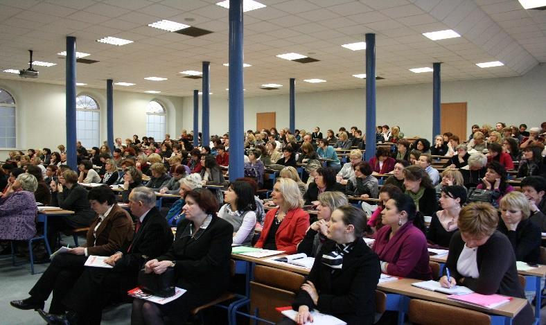 Wojewódzkie konferencje profilaktyczne I Wojewódzka Konferencja Profilaktyczna WYBIERZ ZDROWIE TRZYMAJ FORMĘ 2008 r.