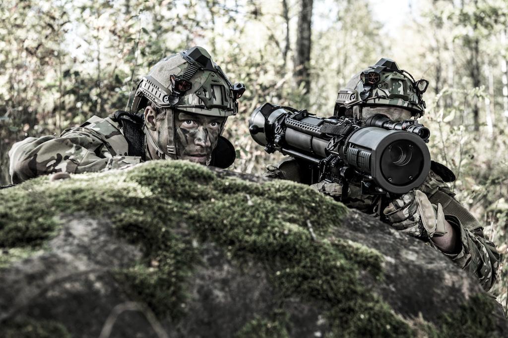 Fot. Saab 13 kilogramowa walizka to ManPack300, jak łatwo się domyślić obsługujący do 300 zestawów i pozwalający objąć zasięgiem obszar ćwiczeń do 6 km.
