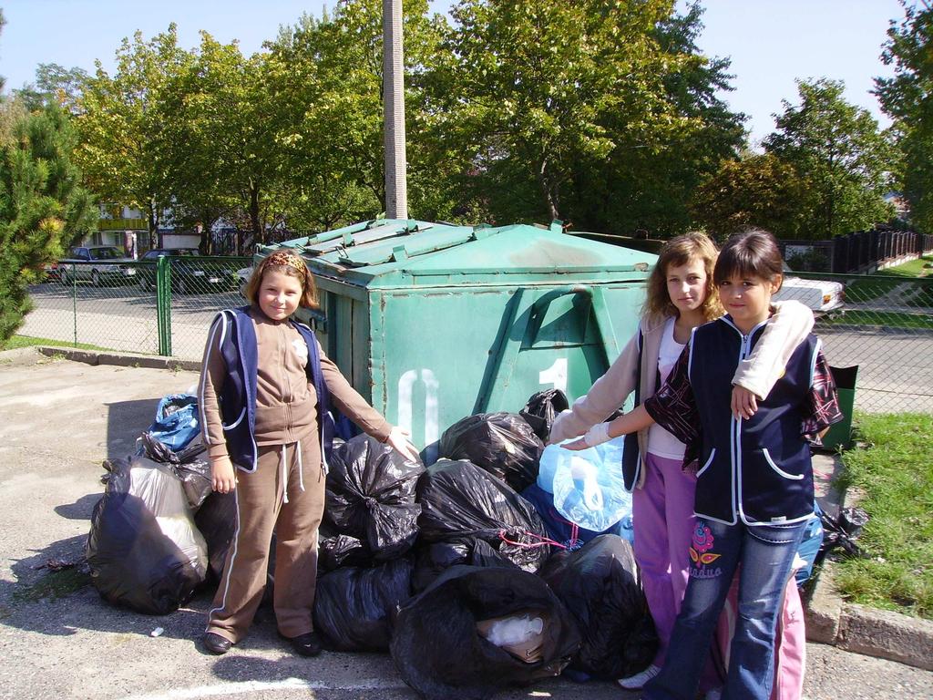 Kierując się tegorocznym przesłaniem oraz hasłem Oszczędzaj. Wyłączaj. Odzyskuj. Świeć przykładem!