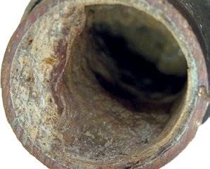 ZANIECZYSZCZENIA W INSTALACJI Zanieczyszczenia w instalacji pochodzą z: wody wykorzystywanej do napełniania instalacji; elementów zamontowanych w instalacji; korozji elektrochemicznej; utleniania