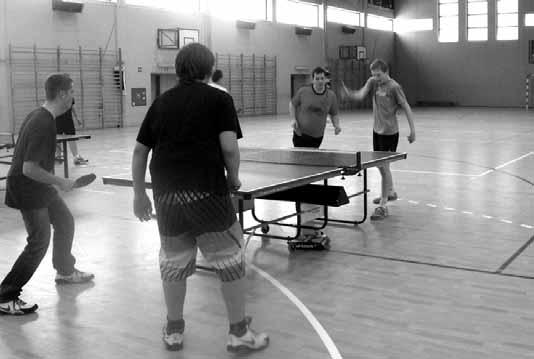 8p 13-6, 4. Ankowski C. - Szczepanowski A. 6p 11-10, 5. Biniecki J. - Kappes S. 4p 7-13, 6. W odarski K. - Langner R. 2p 3-17, 7. Urbaƒski P. - àtkowski M. 0p 3:18.