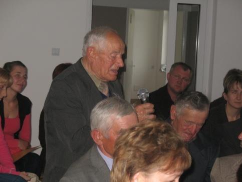 spotykać takich ludzi i od nich słuchać prawdziwej historii,