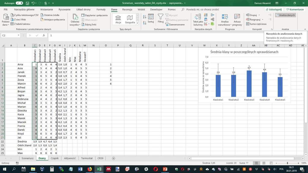 Jeśli nie widzisz tego przycisku Analiza danych to znaczy, że nie jest włączony dodatek Analysis Toolpak Trzeba pójść w