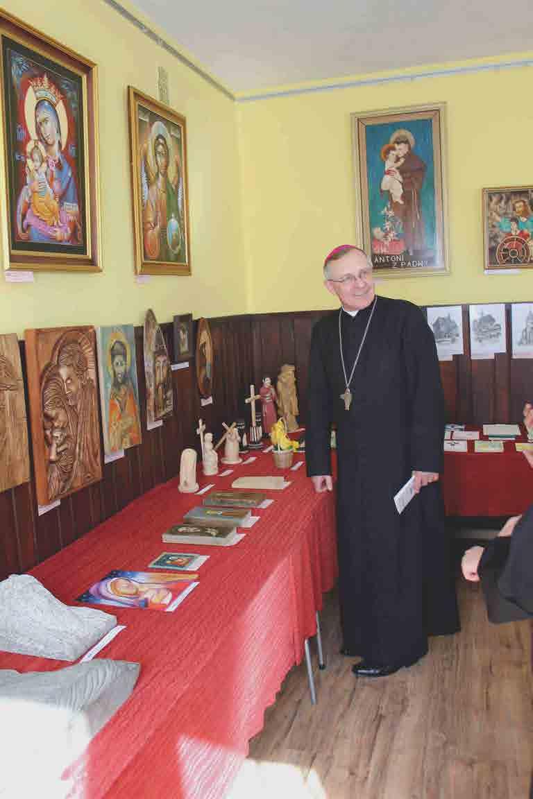i młodzież trzcianeckich szkół.