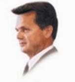 2 Pracownicy Instytutu 2.1 Profesorowie zwyczajni Andrzej Ameljańczyk tel. (22) 6838003 andrzej.ameljanczyk@wat.edu.pl Marian Chudy tel. (22) 6839060 marian.chudy@wat.edu.pl Mgr inż.