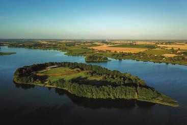10 11 Pobiedziska, miasto zwycięzców W średniowiecznym grodzie bywał Przemysł I i Władysław Jagiełło, ale to z Kazimierzem Odnowicielem wiąże się najściślej historia Pobiedzisk.
