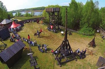 Książę Kazimierz pokonał zbuntowanego Masława, dzięki czemu odzyskał Mazowsze i mógł rozpocząć odnowę państwa. Nazwa miasta wywodzi się od słowa: pobieda, czyli zwycięstwo.