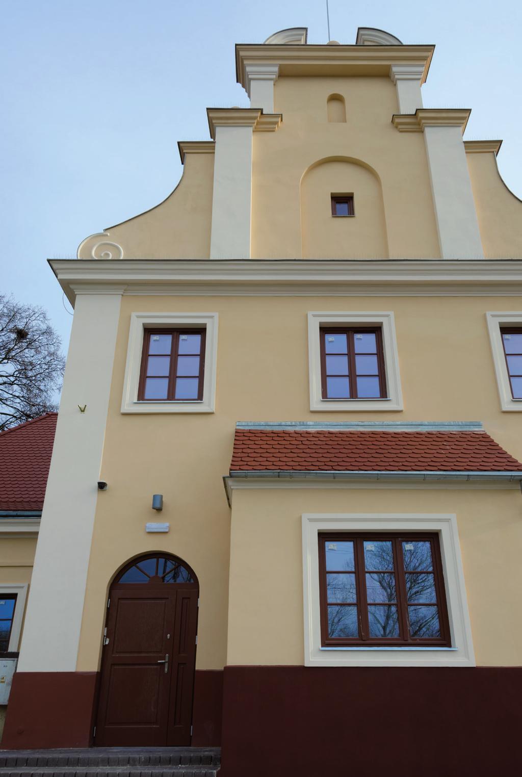 Multipor nie ingeruje w architekturę zabytkowego obiektu, a przy swojej doskonałej paroprzepuszczalności nie stanowi bariery dla wymiany pary wodnej przez ocieploną przegrodę.