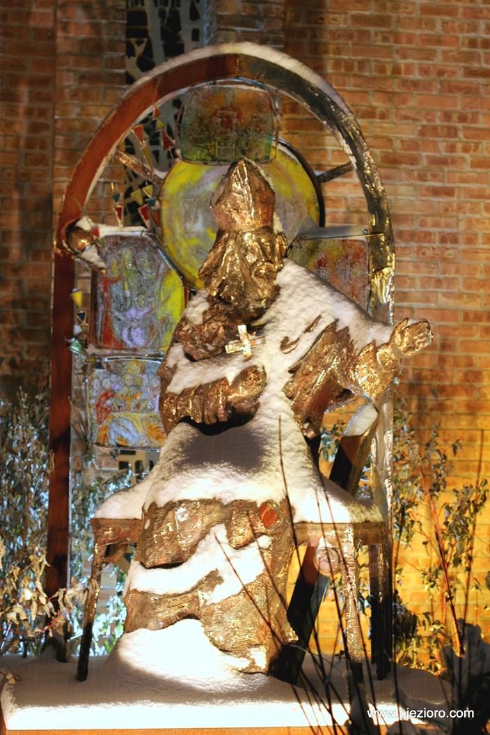 St. FEBRUARY 11, 2018 Sixth Sunday in Ordinary Time Thomas Becket MASS TIMES Saturday: 4:30pm Sunday: 9:00am & 12:30pm 7:30am & 10:45am Polish Weekdays: 9:00am Mass: Monday, Tuesday, Wednesday &