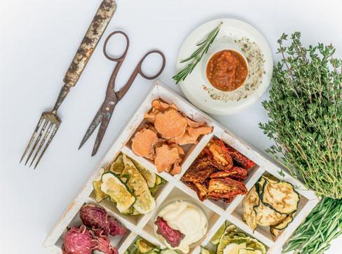 ЕД Ешь и хуй! Г купить полезе диетические продукты *Ц е й вит ель на мом ент пу бли кац ии. и. Наверное, немало си читателей найтся тех, кто мится в Новом году начать новую жизнь.