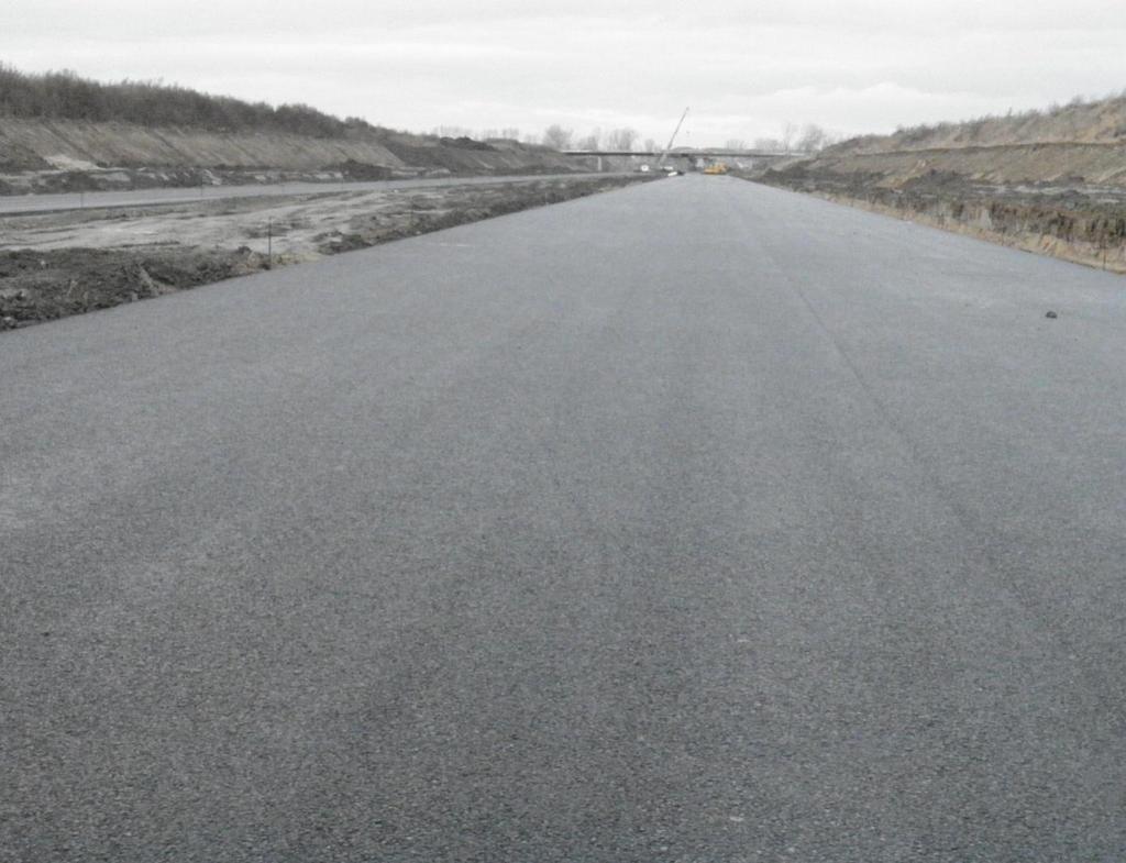 Wykonana I warstwa podbudowy z betonu asfaltowego o