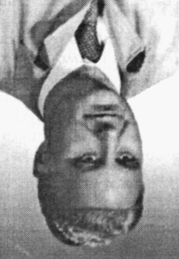 18 M. BUNALSKI, J. NOWACKI, P. SIENKIEWICZ Fot. 4. Prof. dr Henryk SANDNER wstawaniu sekcji tematycznych. W 1989 r.
