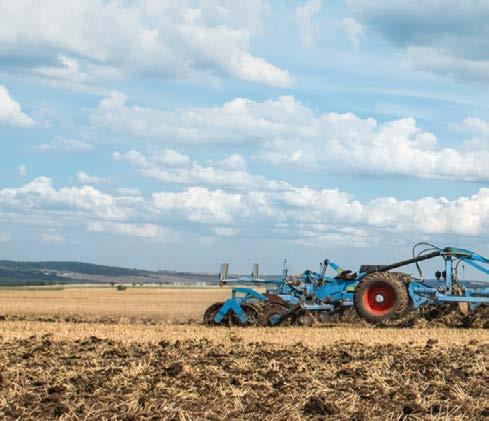 Został opraowany od podstaw jako iąnik ąsieniowy i to od razu widać. to domena iąnika Fendt 900 Vario MT.