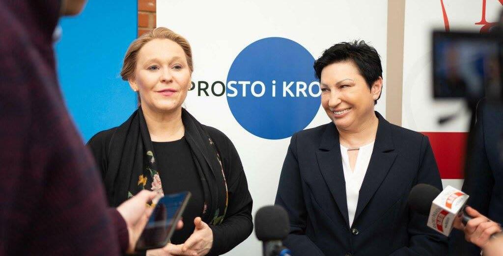 Prostowanie języka urzędnika w ŁSSE Jak istotne jest stosowanie prostego języka w komunikacji urzędu z obywatelem?