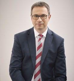 strona 13 Hiperkonwergencja Wyzwania świata pamięci masowych Aby uzyskać oczekiwaną wartość biznesową z dostępnych danych, najpierw należy je zgromadzić w sposób ułatwiający dalszą analizę oraz