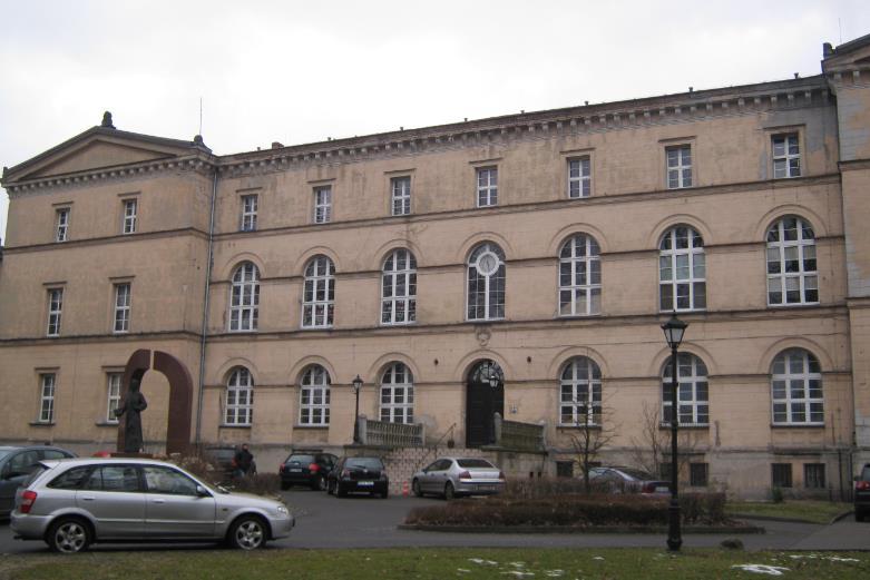 szkoły prowadzonej przez Zakon