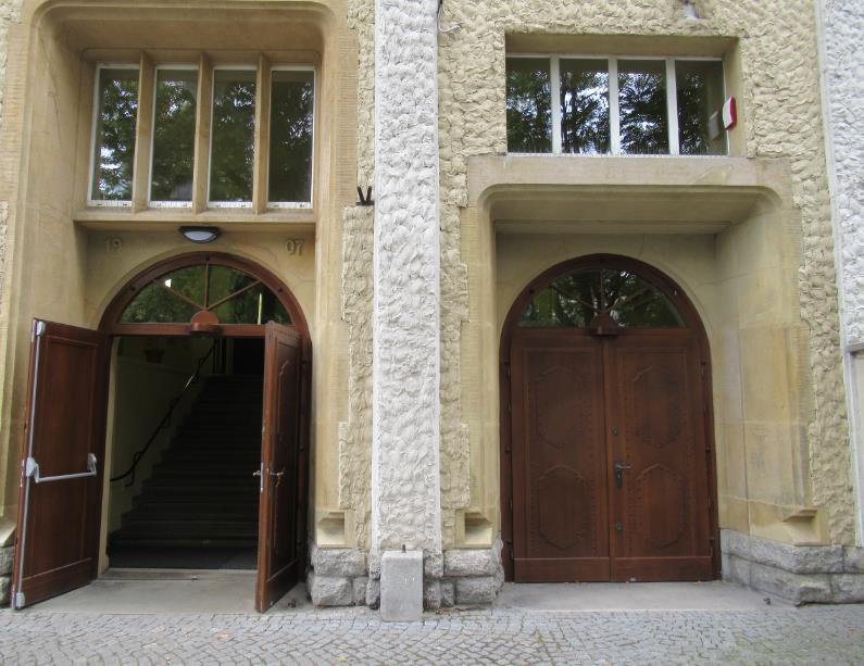 słabowidoczny