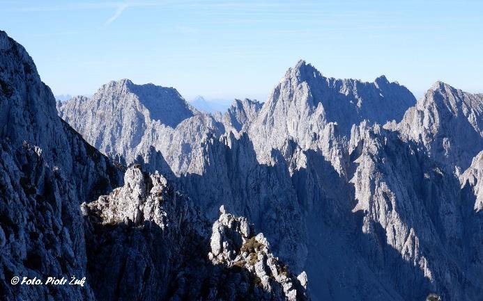Długość trasy 11 km, czas przejścia około 6 godzin Pierwszy dzień wędrówek alpejskich rozpoczniemy od