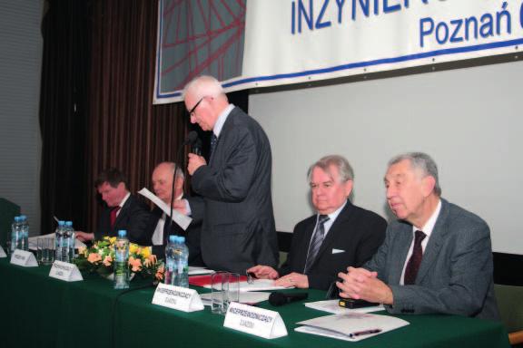XIII Zjazd sprawozdawczo-wyborczy WOIIB Prezydium Zjazdu Zaproszeni goście honorowi 8 kwietnia 2014 r. o godz. 10.