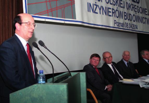 Wielkopolski Wojewódzki Inspektor Nadzoru Budowlanego Jerzy Witczak podziękował ustępującemu przewodniczącemu WOIIB Jerzemu Strońskiemu za merytoryczną współpracę w minionej kadencji samorządu i