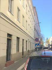 Obręb/działka: 5-03-03 / 21 Wysokość pomieszczeń w Poprzednia działalność w Dodatkowe informacje: usługi jubilerskie, handel metalami i kamieniami szlachetnymi Sposób zbiórki odpadów w budynku: