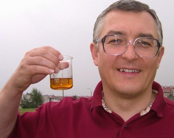 Duże hydrodynamiczne łożyska wzdłużne - kilka faktów grubość warstwy oleju oddzielająca ruchomą tarczę od nieruchomej powierzchni klocka