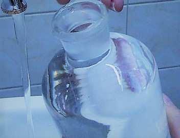 Woda nie jest produktem handlowym, takim jak każdy inny, ale raczej dziedziczonym dobrem, które musi być chronione, bronione i traktowane jako takie - tak brzmi Preambuła Ramowej Dyrektywy Wodnej.