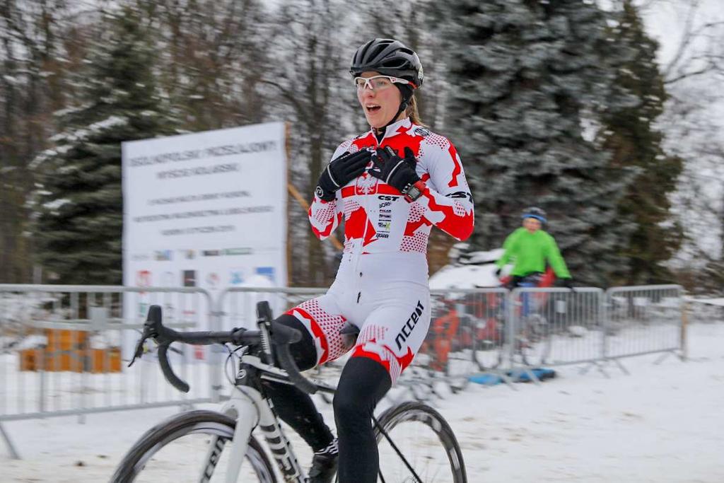 na terenie dawnej mleczarni Komunikat nr 2 strona numer 11 KATEGORIA KOBIETY FEMME oraz oznaczona * KATEGORIA KOBIETY ORLICZKI Dystans 16,8 km 1 21