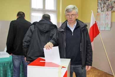 ORUM ARZĘDZIOWE OBERO ORUM ARZĘDZIOWE OBERO Tym razem witamy Państwa ciepłym, żółtym kolorem na okładce. Wszak panuje nam jesień.