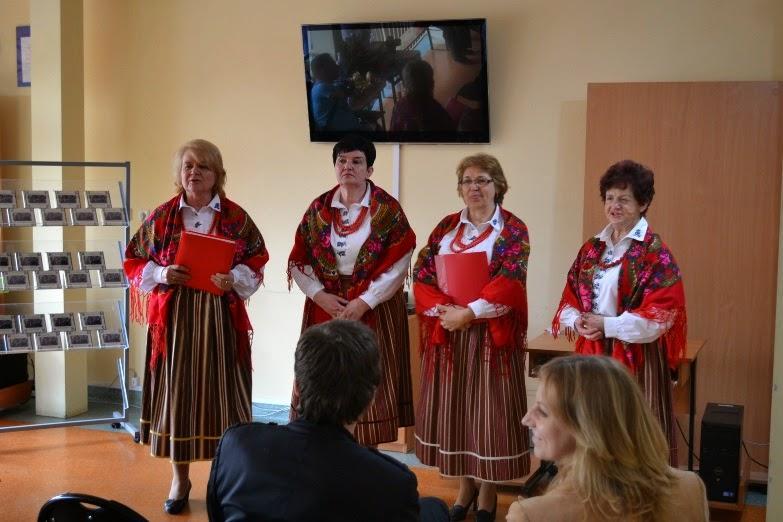 Pierwszy projekt dotyczył nagrania płyty przez SADOWIANKI. Płyta zawiera wybrane utwory ludowe w wykonaniu naszego zespołu.
