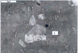 Mikrostruktura zaprawy AlTi5B1 Fig. 3. Microstructure of AlTi5B1 master alloy Rys. 4.