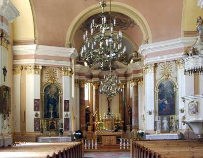 cie przez mnichów w 1794 roku powstania kościuszkowskiego, Prusacy skonfiskowali klasztorne ziemie. Klasztor powoli pustoszał, ale ostateczny cios zadała mu pruska kasata w 1835 roku.