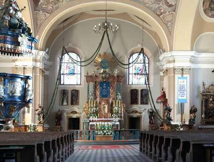Po klasztorze, który w większości rozebrano w XIX wieku, pozostał dziś tylko parterowy krużganek przylegający do ściany kościoła i sąsiadująca z nim zakrystia oraz fragment skrzydła południowego.
