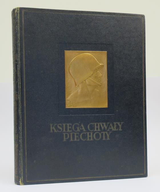I. NABYTKI MATERIAŁ ILUSTRACYJNY Efektem starań Muzeum Regionalnego w Siedlcach w zakresie powiększania zbiorów muzealnych są nabytki w postaci: militariów, dokumentów, fotografii archiwalnej,