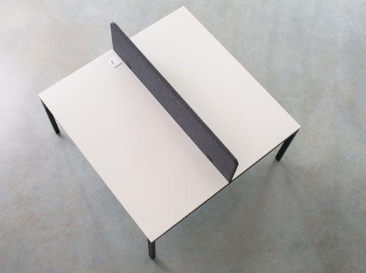 Sliding table top Blat przesuwny The comfort of office work consists of a whole range of individual solutions. Even seemingly minor improvements have a measurable impact on employee performance.
