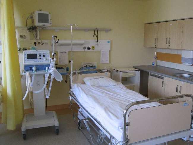 Zakres nadzoru obejmował kontrole warunków higieniczno-sanitarnych, jakie powinien spełniać personel medyczny, sprzęt oraz pomieszczenia, w których są udzielane świadczenia zdrowotne w celu ochrony