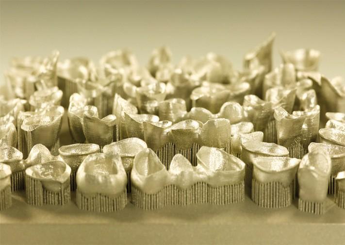 Materiały stomatologiczne - remanium star CL LaserCUSING materiał zasilany przez CoCrW-stop (proszek) zgodnie z DIN EN ISO 9693 / DIN EN ISO 22674, Typ 5 Certyfikowany stop (CE 0483) Spełnia