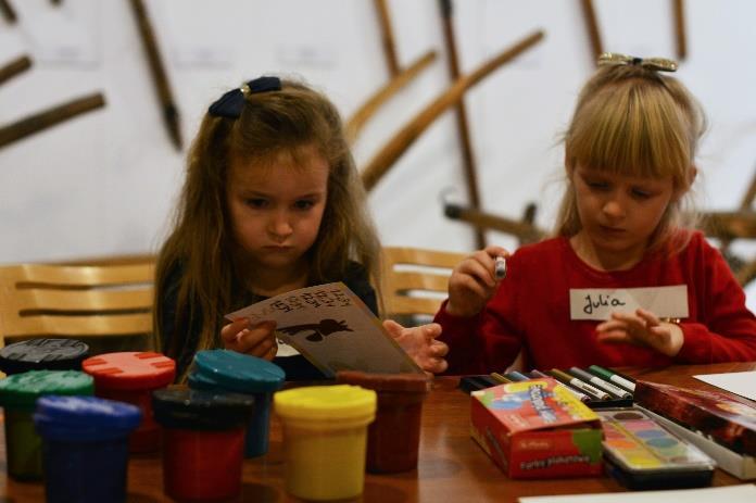 literackie Z kolegami fajnie jest o budowaniu relacji