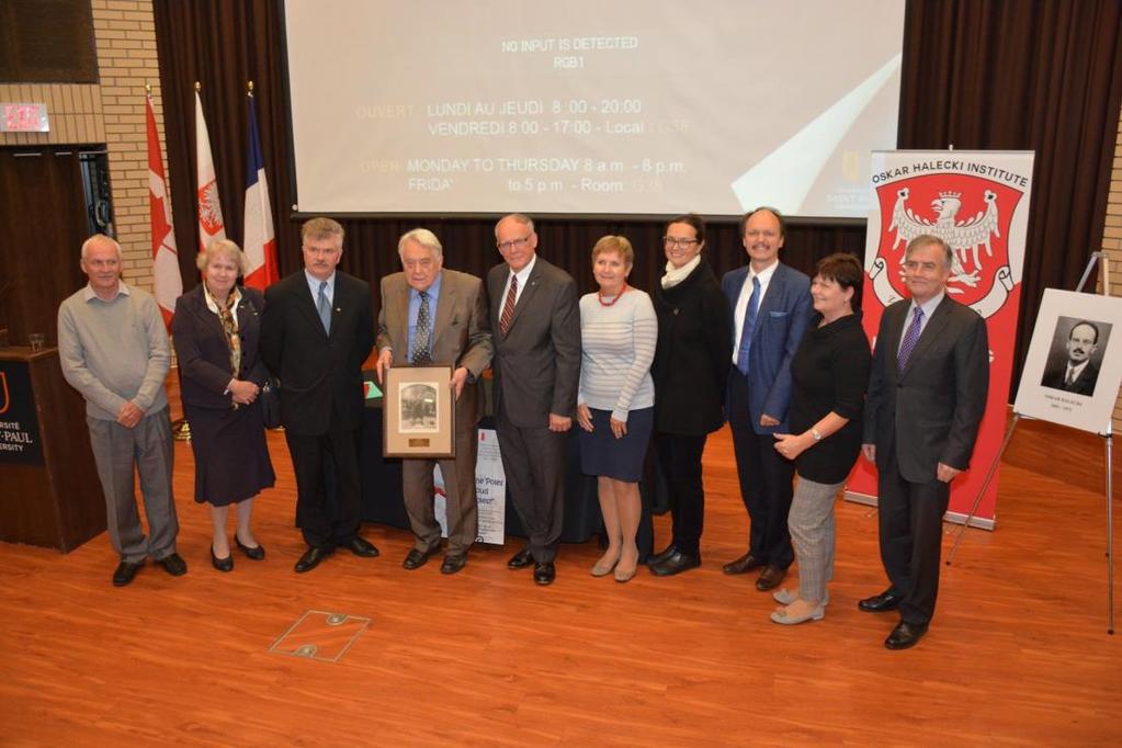 Jan Serafin, dr Joanna Jabłońska, Ambasador RP dr Andrzej Kurnicki, Pan Bernard