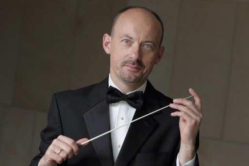 fot. Tomasz Waszczuk PIOTR SUŁKOWSKI Dyrektor naczelny i artystyczny Warmińsko-Mazurskiej Filharmonii w Olsztynie.