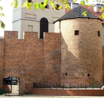 Kaliski Gród Piastowski, fot. Arch. Urzędu Miasta w Kaliszu KALISZ Kaliski Gród Piastowski, fot. Arch. Urzędu Miasta w Kaliszu Kaliski Gród Piastowski, fot. Arch. Urzędu Miasta w Kaliszu Baszta Dorotka, fot.