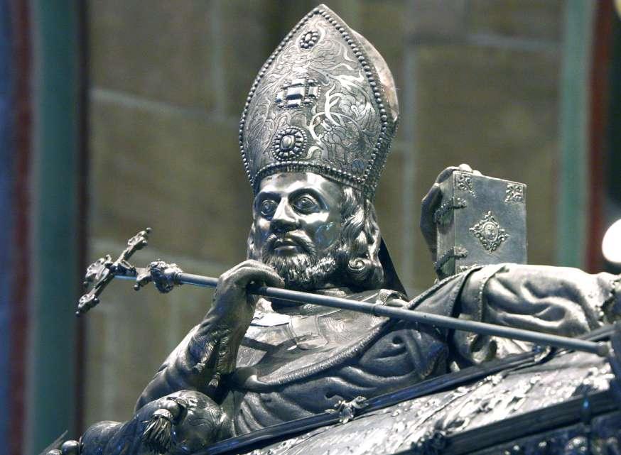 brzegach wyspy. W przeważającej większości pochodzą z 1038 roku czyli najazdu Brzetysława i walk polsko-czeskich, jakie się na tej ziemi toczyły.